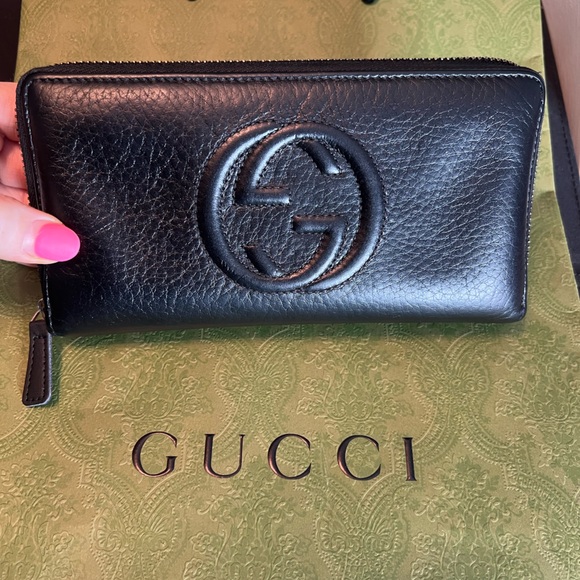 Gucci Black Leather Wallet - Picture 1 of 14